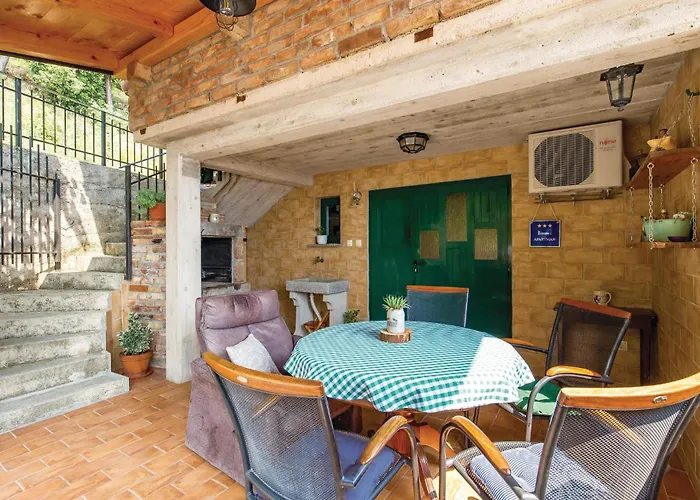 1 Bedroom Gorgeous In Apartment *