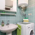 1 Bedroom Gorgeous In Apartamento Lovran