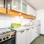 1 Bedroom Gorgeous In