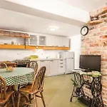 Apartment 1 Bedroom Gorgeous In Lovran