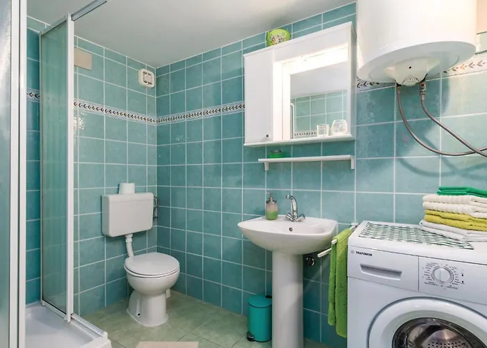 1 Bedroom Gorgeous In Lovran