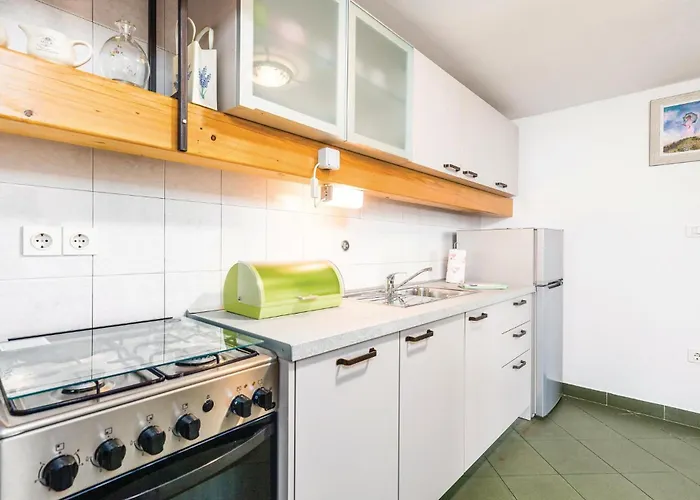 1 Bedroom Gorgeous In