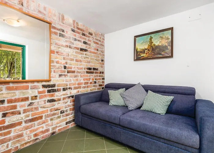 1 Bedroom Gorgeous In *